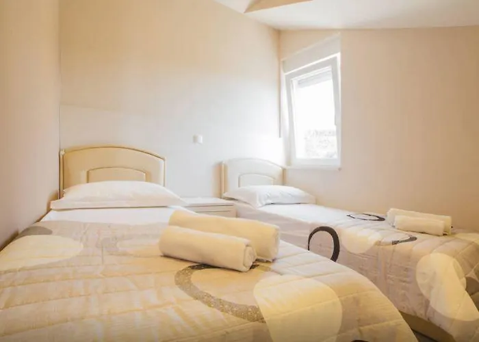 Dalmacija Apartman *