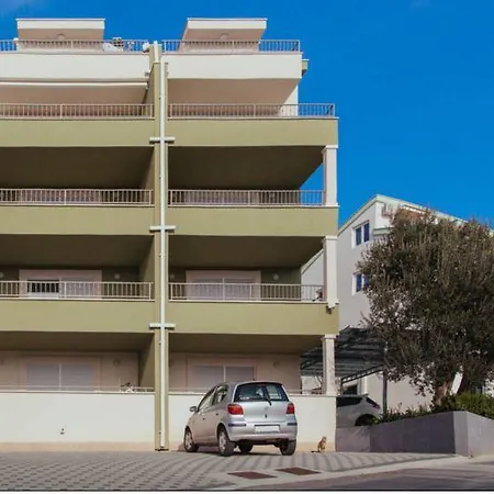 Dalmacija Apartment